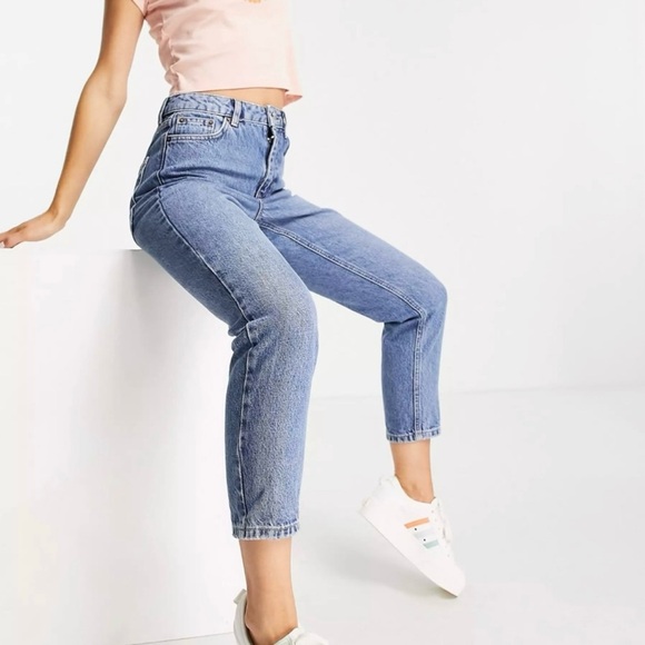 Topshop High Rise Petite Light Blue Mom Jeans - Picture 9 of 9